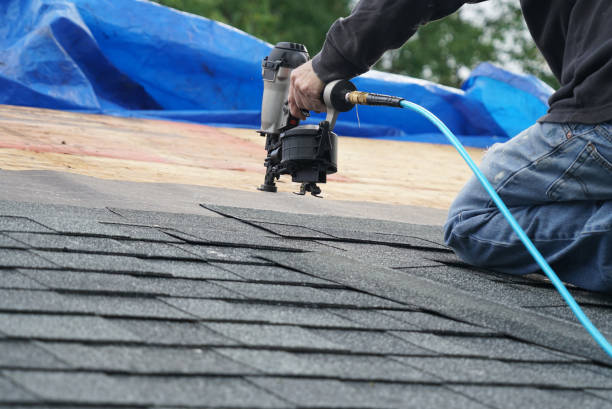 Roof Gutter Cleaning in Prineville Lake Acres, OR